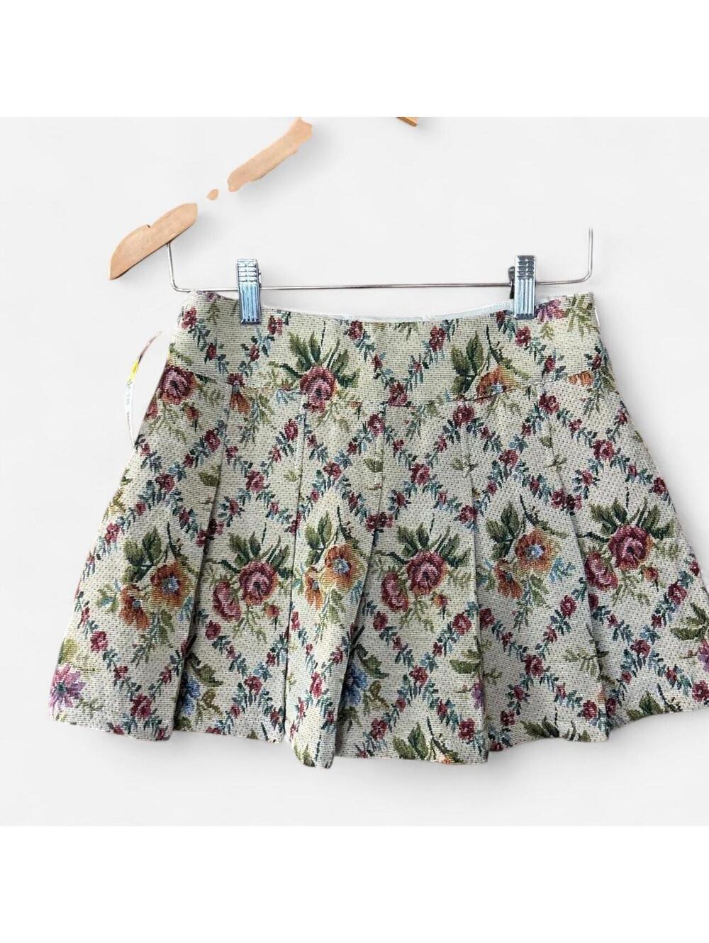 Cider Women's Multi and Cream Skirt